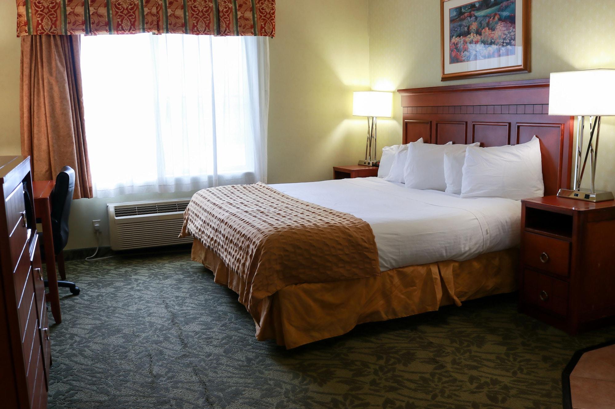 Spark By Hilton Walker Grand Rapids North Екстериор снимка