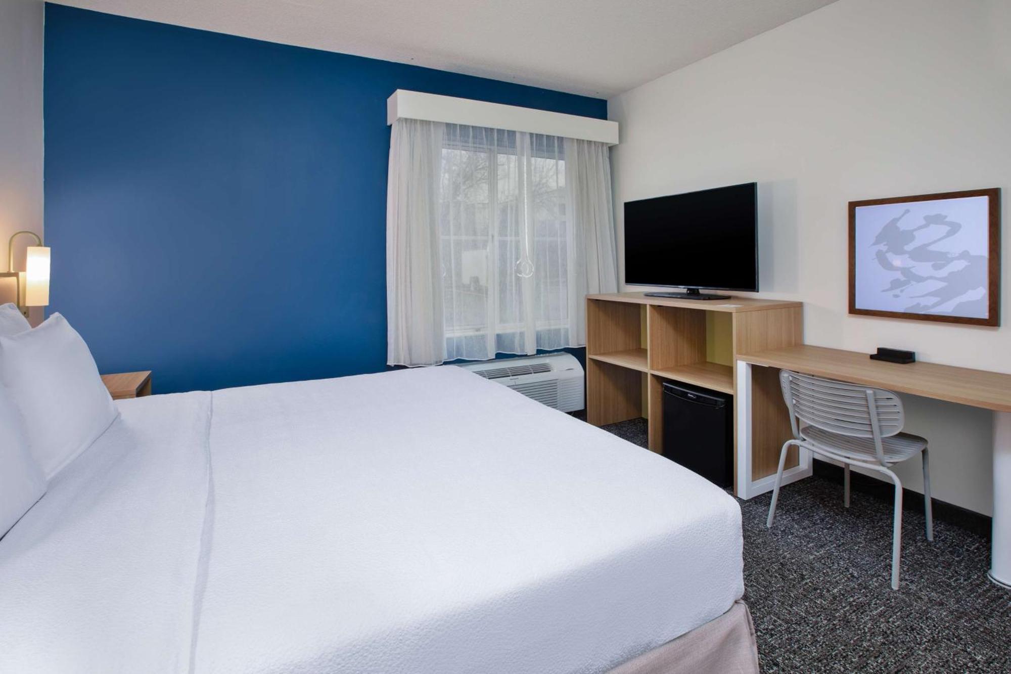 Spark By Hilton Walker Grand Rapids North Екстериор снимка