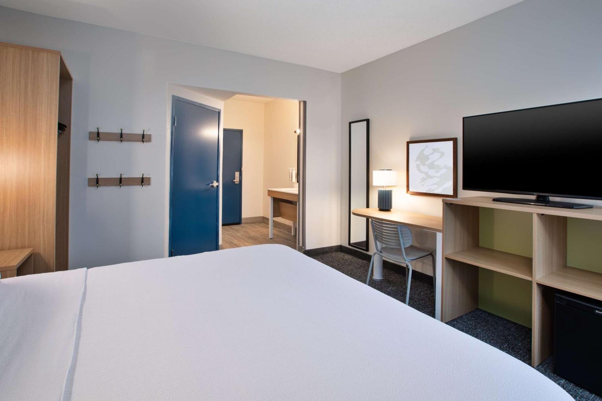 Spark By Hilton Walker Grand Rapids North Екстериор снимка